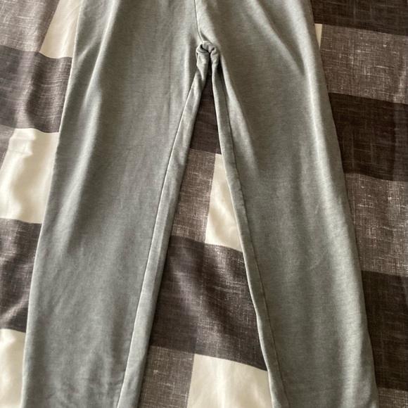 Yummy sweater Co leggings size medium - Picture 3 of 8